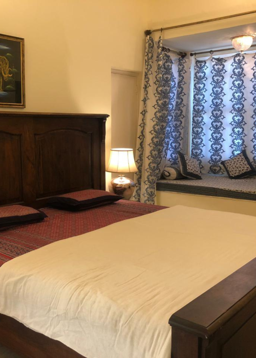 Deluxe Room with Mountain View in Udaipur3